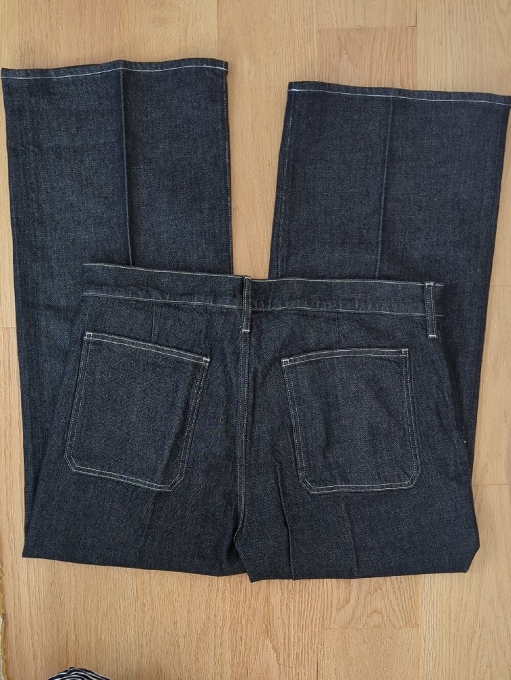 NWT J.Crew Petite Camp-Pocket Wide-Leg Jeans Dark Wash SIZE 32 PETITE - Picture 3 of 12